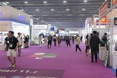 Innovative Decorative Wall Materials Take Center Stage at the 139th Canton Fa...