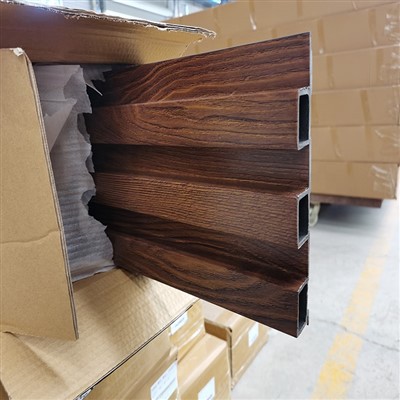 Linear Echo | Sculptural Wall Slat